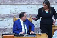 Νεα ένταση Ζωής - Γεωργαντά στη Βουλή