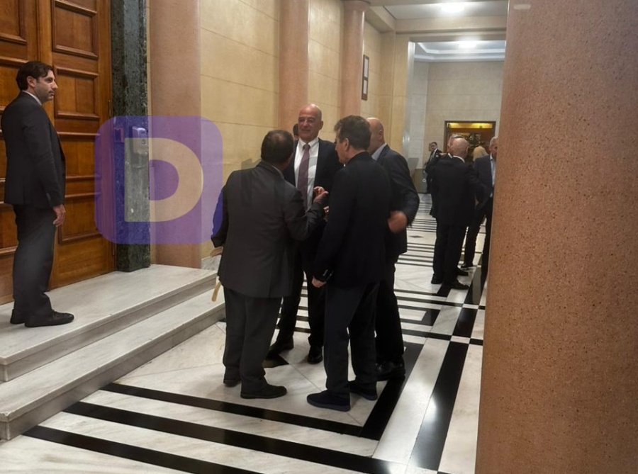 Άγνωστος Στρατιώτης: Στη Βουλή ο Δένδιας για την ψηφοφορία – Το φαρμακερό σχόλιο Γεωργιάδη