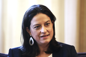 Επιστολική Ψήφος: Πρώτη «στάση» ενημέρωσης από ΥΠΕΣ σε εκλογείς της Κύπρου