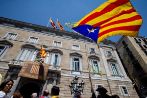 Έξαρση καταγράφουν τα κρούσματα από κορονοϊό σε Ισπανία - Σε καραντίνα η Καταλονία