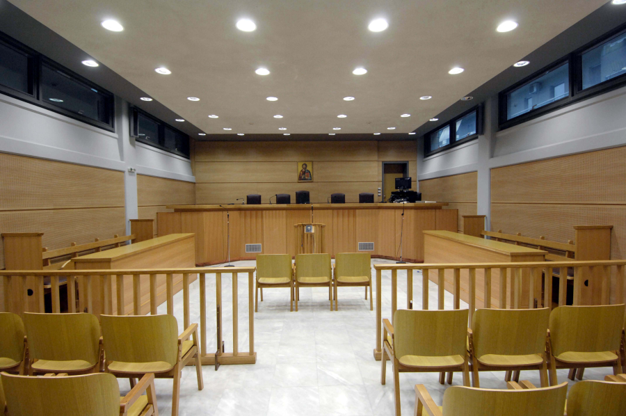 Θεσσαλονίκη: 15ετή κάθειρξη σε 54χρονο που κακοποιούσε σεξουαλικά την ανήλικη κόρη της συντρόφου του