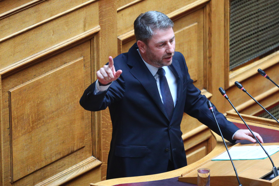 Ανδρουλάκης για Πόθεν Έσχες: «Τυπική παράλειψη - Ο λογιστής δεν συμπεριέλαβε καταθέσεις στο εξωτερικό»