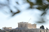 Ποιοι ξένοι αγοράζουν εξοχικά στην Ελλάδα - Στο επίκεντρο Βρετανοί και Αμερικανοί