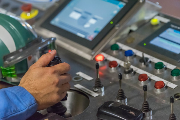 Παγκόσμιο Οικονομικό Φόρουμ: Μία στις δύο δουλειές θα γίνονται από μηχανές το 2025!