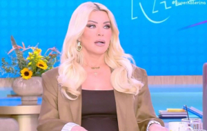 Το on – air σχόλιο της Καινούργιου για τα κιλά της εγκυμοσύνης της (Βίντεο)