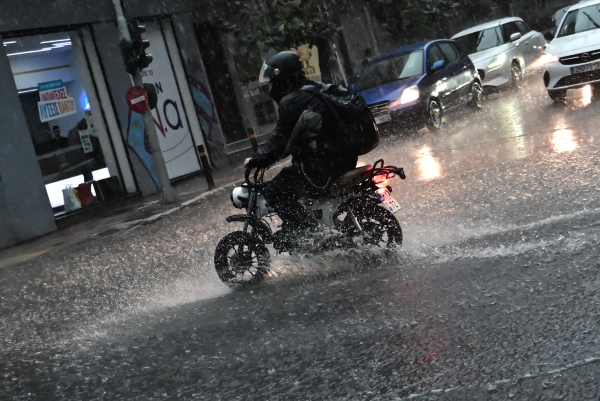 Καιρός: Μικρή ανάσα σήμερα - Έρχεται νέα ισχυρή κακοκαιρία με χιόνια