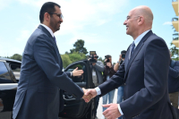 Δένδιας: Ενίσχυση της συνεργασίας με τα Αραβικά Εμιράτα