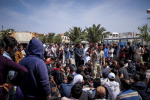 Σχέδιο για αποσυμφόρηση των νησιών - Τα στρατόπεδα που θα μεταφερθούν οι πρόσφυγες