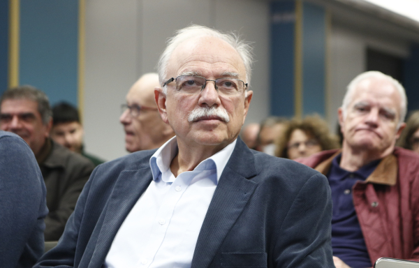 Παπαδημούλης για εκλογές στην Ουγγαρία: Καθαρή και μεγάλη η ήττα του ακροδεξιού Όρμπαν