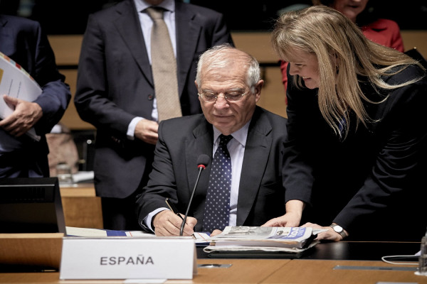 Ράπισμα Μπορέλ σε Τουρκία: Σεβαστείτε τα κυριαρχικά δικαιώματα Ελλάδας και Κύπρου