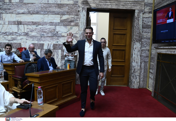 Ανασχηματισμός: To πρώτο σχόλιο Κασσελάκη