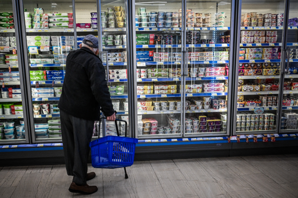 Eurostat: Άλμα στο 3,7% έκανε ο πληθωρισμός στην Ελλάδα τον Αύγουστο – Η αρνητική επίπτωση της Εθνικής Πρωτοβουλίας Μείωσης Τιμών