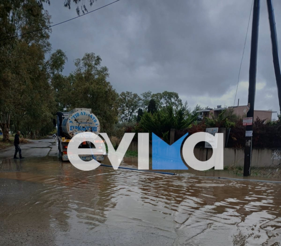 Ερέτρια: Καταστροφές από την κακοκαιρία – Πλημμύρισαν σπίτια και καταστήματα (εικόνες)