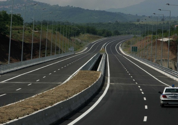 Έκλεισε η Εγνατία εξ αιτίας… μουλαριού