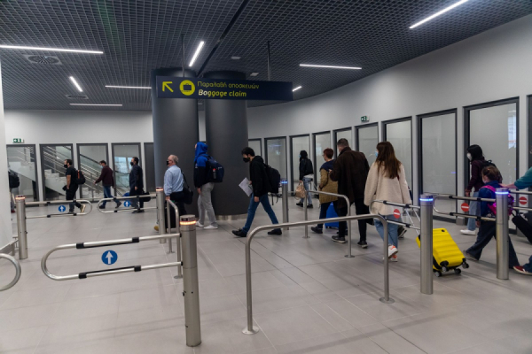 Παράταση αεροπορικών οδηγιών πτήσεων εξωτερικού - Πώς γίνεται η είσοδος στην Ελλάδα