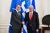 Συνάντηση Μητσοτάκη με ΓΓ Συμβουλίου της Ευρώπης: Λαμβάνουμε υπόψη τις συστάσεις για το κράτος δικαίου