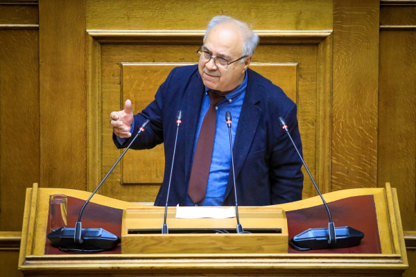 Θα φέρουν διαγραφή Παρασκευαΐδη τα όσα έσυρε στον Δουδωνή;