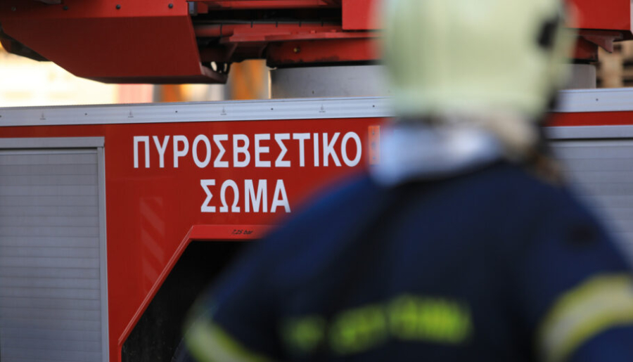 Από αμέλεια οι φωτιές σε Ιστιαία και Χίο: Δύο συλλήψεις από την Πυροσβεστική