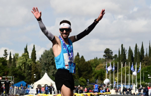 Μαραθώνιος 2025: Ποιος είναι ο νικητής των ανδρών, Παναγιώτης Καραΐσκος (βίντεο)