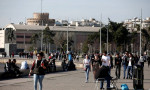 Μεγάλες οι αλλαγές στις καταναλωτικές συνήθειες των Ελλήνων - Ένας στους δύο Έλληνες κυκλοφορεί με αντισηπτικό