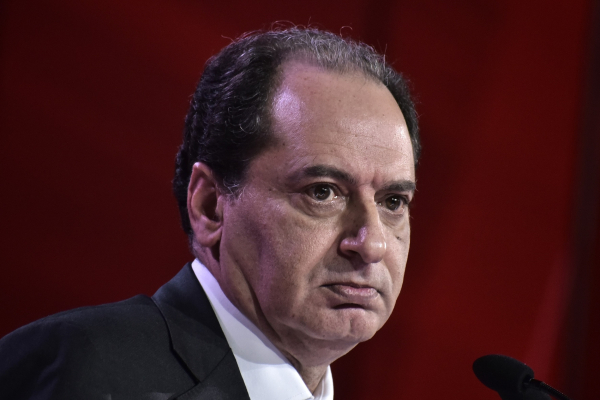 Αποστάσεις Σπίρτζη από Ακρίτα: Όχι οικογένειες στο παιχνίδι της πολιτικής αντιπαράθεσης