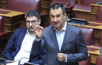Νέα Αριστερά για τροχαίο με λεωφορεία στη Βούλα: Είναι δεδομένο αποτέλεσμα της κυβερνητικής πολιτικής