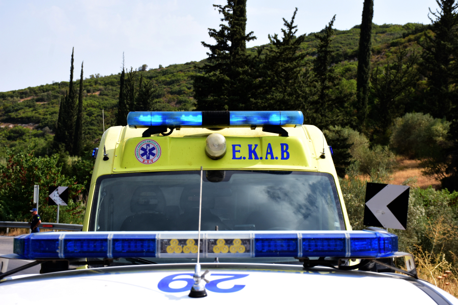 Νεαρός έπεσε από μπαλκόνι ξενοδοχείου στην Πάτρα