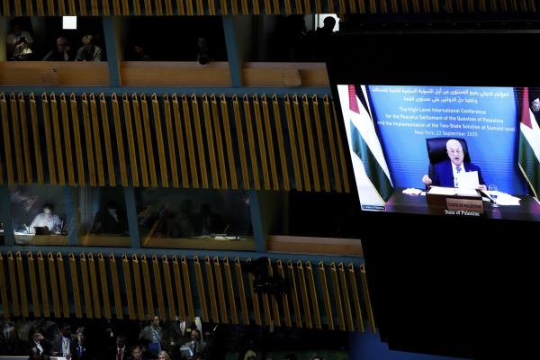 Μαχμούντ Αμπάς: Να καταθέσει τα όπλα η Χαμάς, δεν θα έχει ρόλο στη διακυβέρνηση της Γάζας