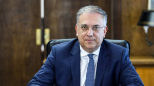 Τι είπε ο Θεοδωρικάκος για την προκήρυξη του ΑΣΕΠ, για το «Βοήθεια στο Σπίτι» και το ανθυγεινό επίδομα