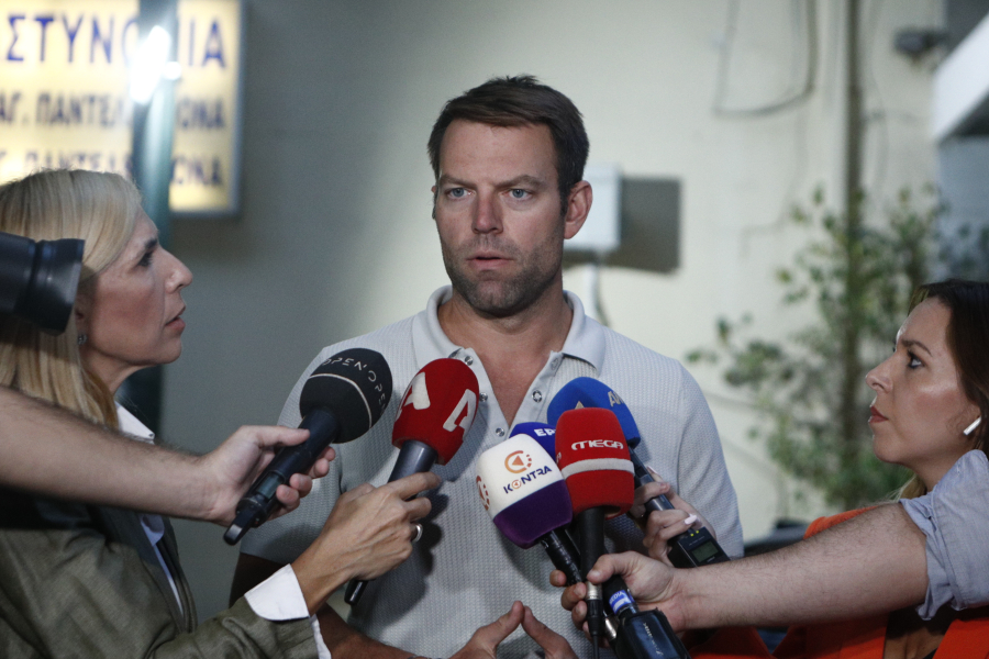 Το παράπονο του Στέφανου από την Ζωή