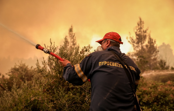 Φωτιά τώρα στην Κρήτη - Μήνυμα από 112