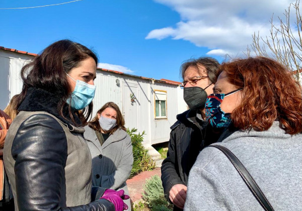 Στο πρόγραμμα «Στέγαση και Εργασία» μπαίνουν οι δημότες Δραπετσώνας που ζουν σε κοντέινερ