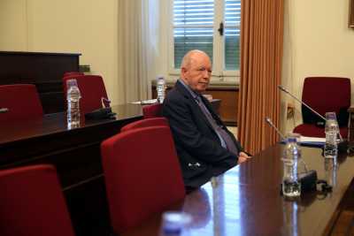 Οι τράπεζες δείχνουν την «έξοδο» από τον ΔΟΛ στον Ψυχάρη