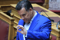 Η απάντηση ΠΑΣΟΚ στον Γεωργιάδη για τα «πράσινα σπιτάκια» της ανακύκλωσης