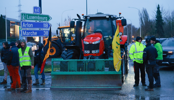 Συμφωνία Mercosur: Γαλλία και Γερμανία σε διαφορετικά στρατόπεδα, μια γροθιά οι αγρότες τους - Κοινό ραντεβού στην Pont de l'Europe