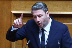 Τετ α τετ Ανδρουλάκη με Γεραπετρίτη και Δένδια