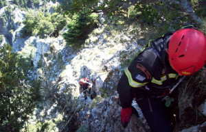 Κόνιτσα: Στο «κόκκινο» η αγωνία για τον αγνοούμενο πεζοπόρο, πατέρα 4 παιδιών - Γλίστρησε σε χαράδρα