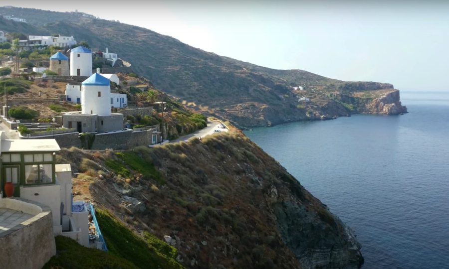Σε αυτό το νησί πρέπει οπωσδήποτε να πάτε το Σεπτέμβριο αν λατρεύετε το καλό φαγητό