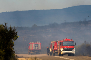 Τέσσερις συλλήψεις για φωτιές από αμέλεια σε Αργολίδα, Καβάλα και Κορινθία