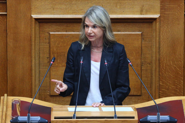 Με μοντέλο Τεμπών το ΠΑΣΟΚ στην Εξεταστική για ΟΠΕΚΕΠΕ