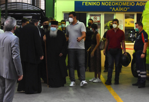 Κικίλιας για επίθεση σε Μητροπολίτες: Ο πρωθυπουργός ενημερώνεται συνεχώς για την υπόθεση