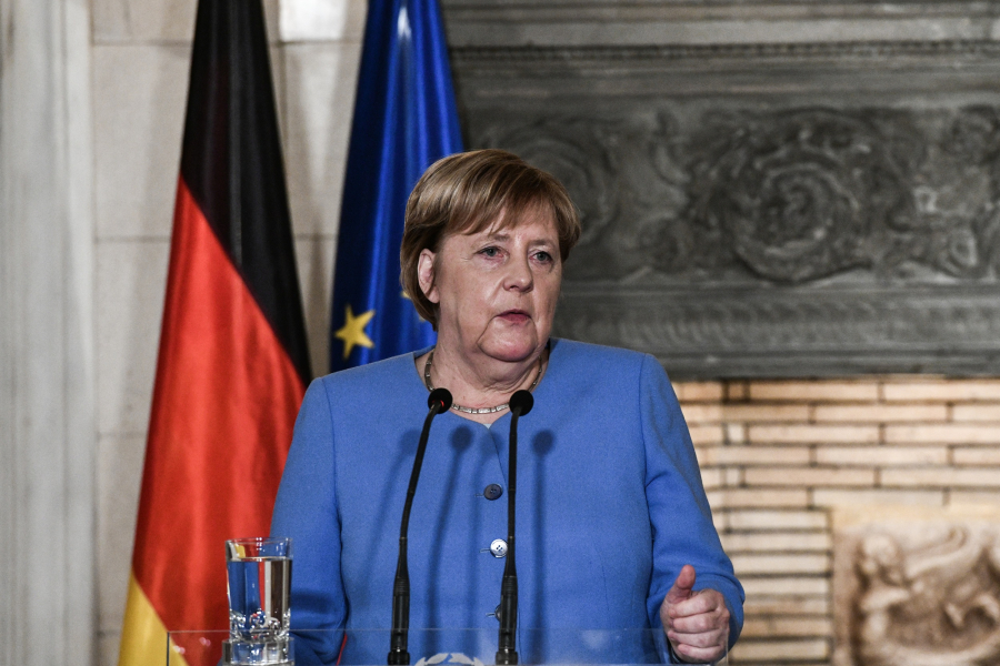 Η Μέρκελ έρχεται Ελλάδα - Αποκαλύπτει για τα μνημόνια