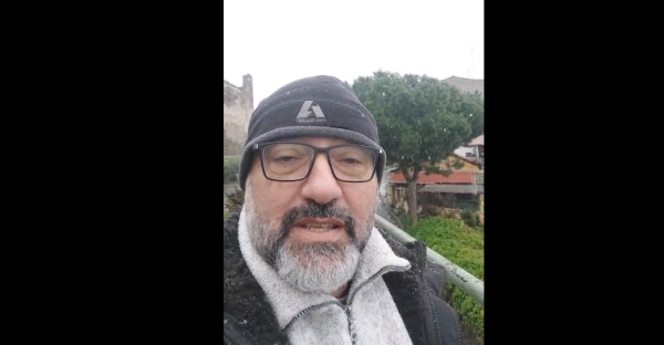 Χιονίζει τώρα στη Θεσσαλονίκη - Το live του Σάκη Αρναούτογλου από τα Κάστρα