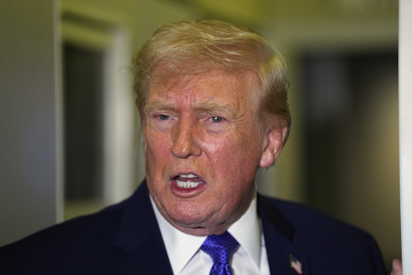 Τραμπ προς νέο Έλληνα πρέσβη: «Η σχέση μας δεν υπήρξε ποτέ ισχυρότερη»