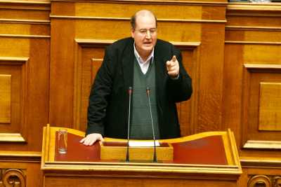 Φίλης: Ο λαός θα κρίνει την κυβέρνηση