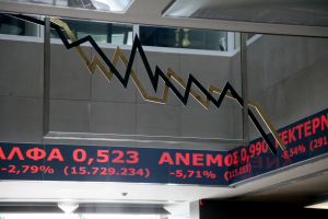 Τρίτη ημέρα απωλειών για το Χρηματιστήριο Αθηνών, βαρίδι οι τράπεζες