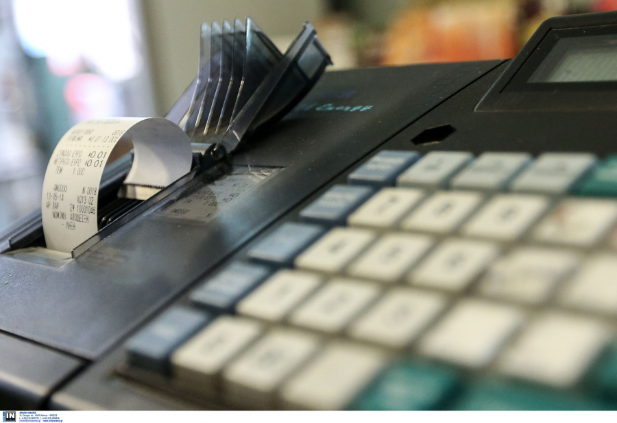 Νέα «λαβράκια» από τους ελέγχους της ΑΑΔΕ, δεκάδες επιχειρήσεις «έκρυψαν» έσοδα 25 εκατ. ευρώ και δεν απέδωσαν ΦΠΑ