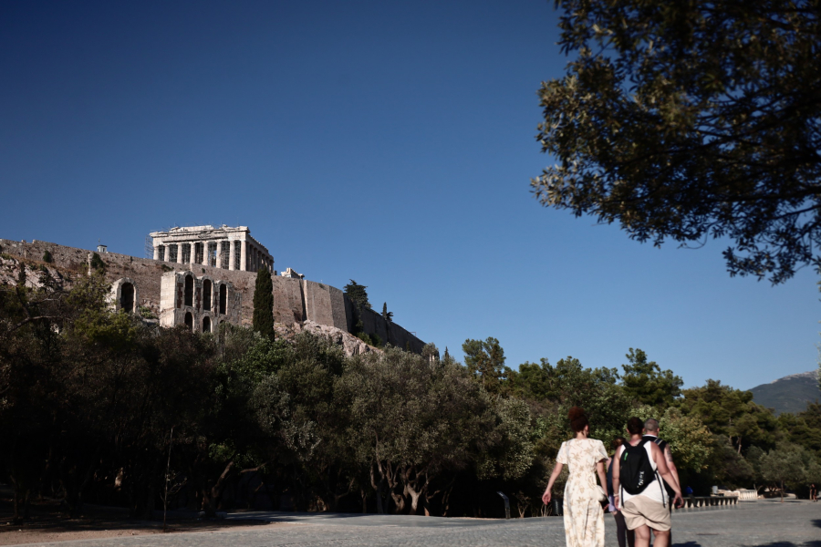 Έρχεται οριακά ο πρώτος καύσωνας του 2024 στην Ελλάδα