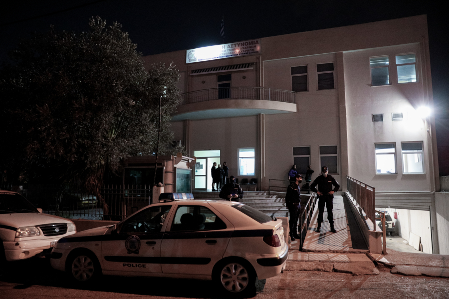 ΕΛΑΣ: Διευρυμένο ωράριο λειτουργίας σε 81 γραφεία ταυτοτήτων - Από πότε τίθεται σε ισχύ