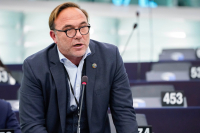 Στην ίδρυση του φορέα «Κόσμος» προχώρησε ο Πέτρος Κόκκαλης